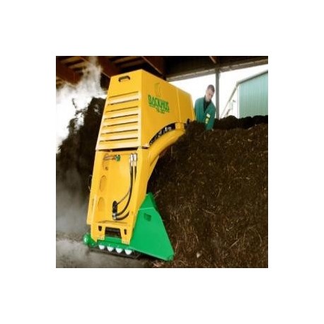 Volteadora de Compost / Equipo secador y estabilizador de guanos