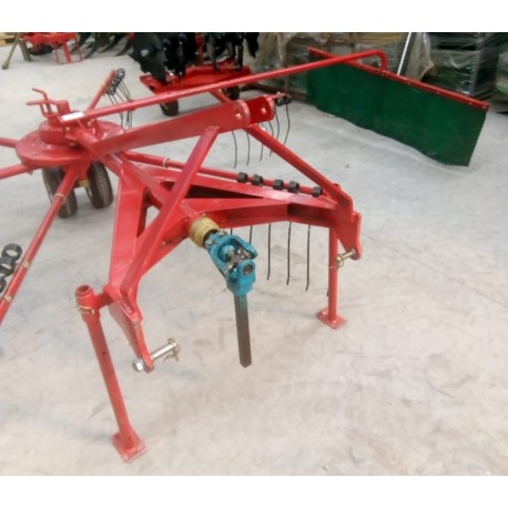 Rastrillo hilerador lateral 1 giro 3.5m  (tipo kuhn)