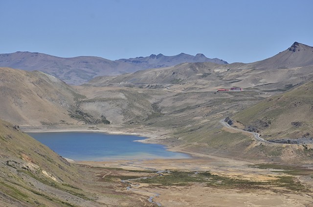 Acusación y desmentido por el “visto bueno” para extraer aguas desde Laguna del Maule