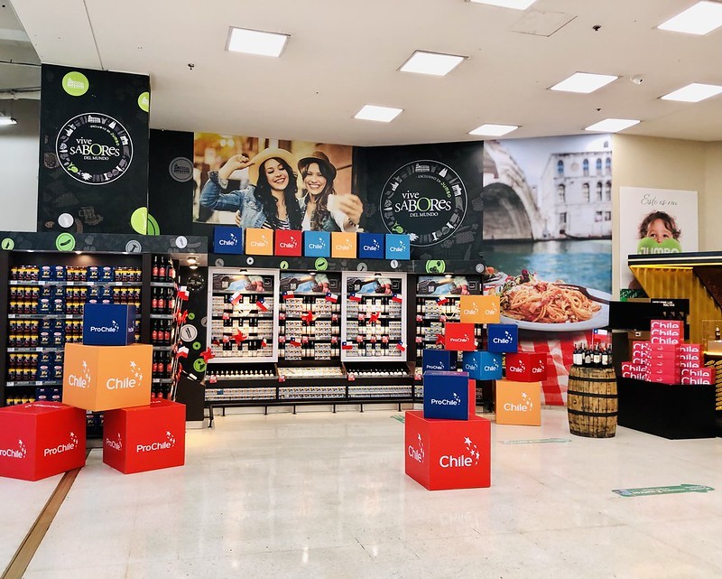 ProChile Colombia lleva los sabores de Chile al mercado en campaña con cadena de supermercados