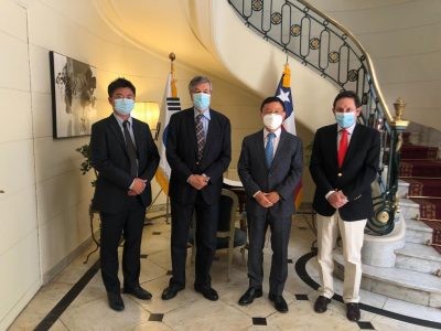 ASOEX y Embajador de Corea del Sur en Chile analizan exportaciones de frutas chilenas