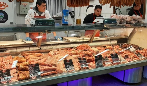 Fedecarne asegura estabilización del vacuno, pero carniceros locales advierten nuevas alzas