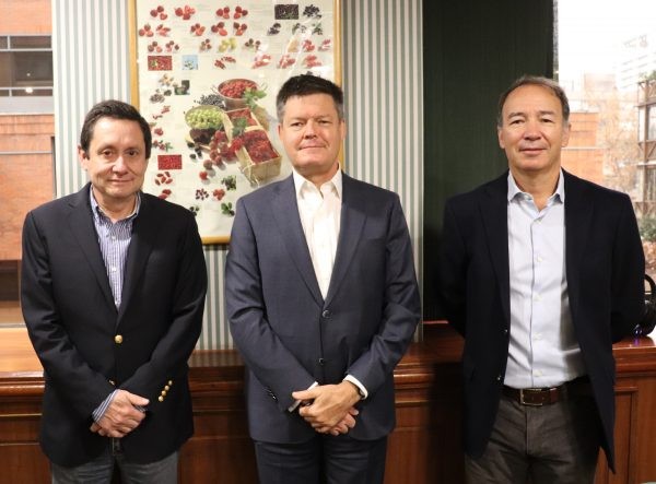 ASOEX y Embajador de Chile en Corea del Sur analizan oportunidades para mejorar las exportaciones de frutas chilenas a ese mercado