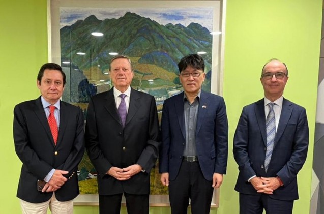 Representantes del Comité Empresarial Chile – Corea de Sofofa se reúnen con Embajador de Corea