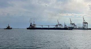 Ucrania busca barcos de mayor tonelaje para impulsar exportaciones en virtud del acuerdo de cereales
