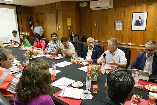Ministro Valenzuela en reunión con CORMA y gremios forestales: “Queremos sacar lecciones y mejorar los protocolos de emergencias”