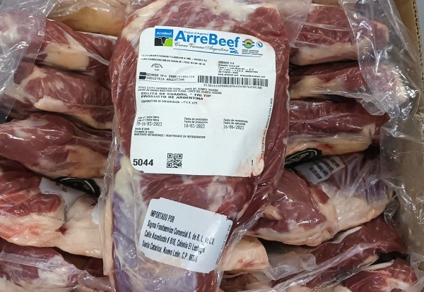 La Argentina concretó la primera exportación de carne vacuna a México