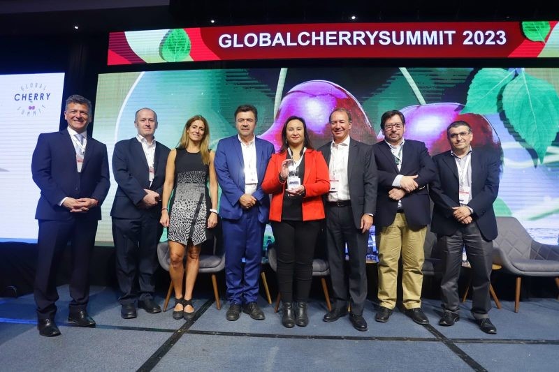 Industria de cereza reconoce labor del SAG en el Global Cherry Summit 2023