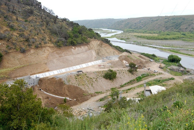 Soluciones de ingeniería disminuyen casi a cero la pérdida de agua en conducción en predios agrícolas