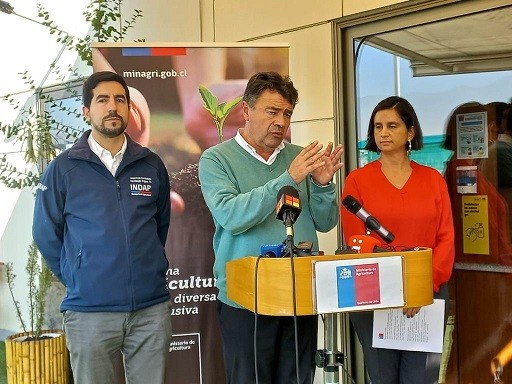 Ministerio de Agricultura ha entregado más de $16 mil millones en bonos para agricultores y agricultoras de Ñuble, Biobío y Araucanía afectados por los incendios forestales