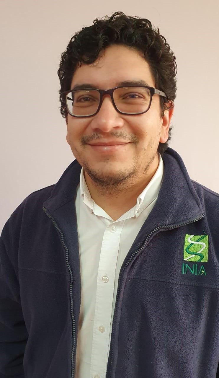 Cristián Aguirre asume dirección regional de INIA Rayentué