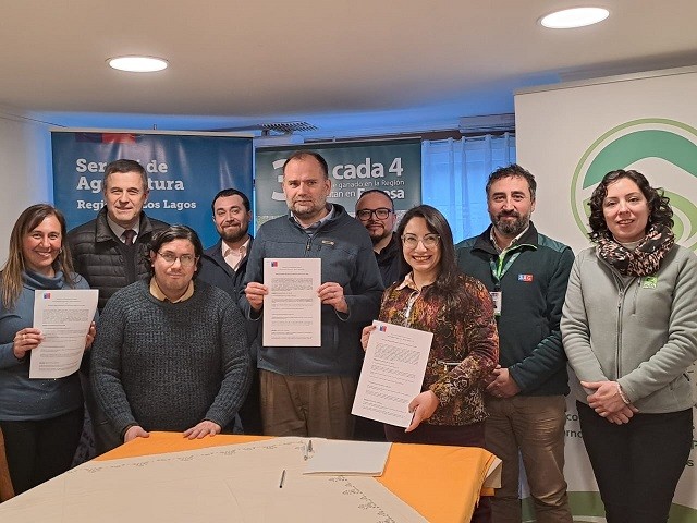 Minagri Los Lagos y Fegosa firman convenio para mejorar condiciones de comercialización de la pequeña ganadería