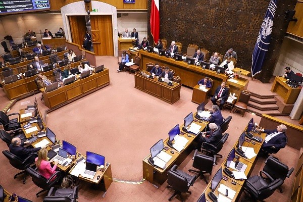 Congreso aprueba proyecto que modifica y prorroga la vigencia por siete años de la Ley de Riego