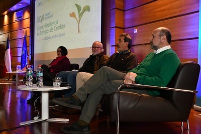CONAF impulsa nuevo modelo forestal para enfrentar los incendios de vegetación