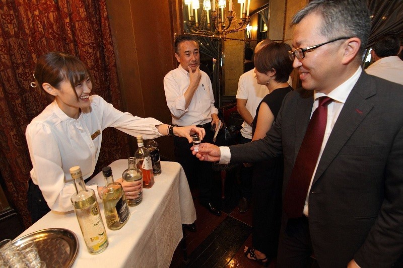 Piscos de Atacama completaron exitosa visita de promoción al mercado japonés