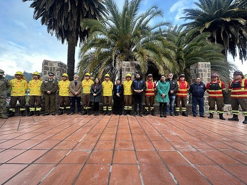Gobierno presenta el Plan de Acción, Prevención, Mitigación y Control de Incendios para la Región Metropolitana con dos nuevas brigadas de CONAF