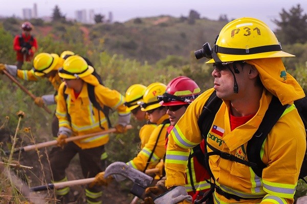 Ministerio de Agricultura presenta brigadas nocturnas para la temporada de incendios forestales 2023-2024