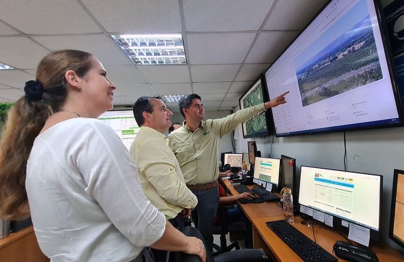 CONAF y CORMA unifican esfuerzos para la detección temprana de incendios en la región