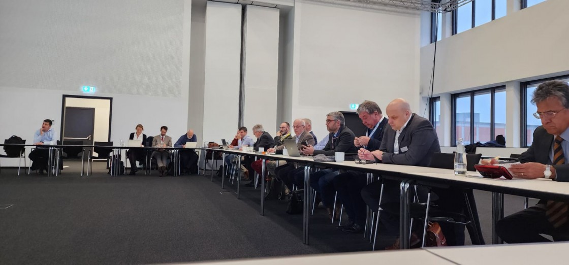 Frutas de Chile participa en la Asamblea Anual de la Asociación Mundial de la Manzana y la Pera: Se eligen nuevos directivos y se entrega estimación de cosecha para el hemisferio sur