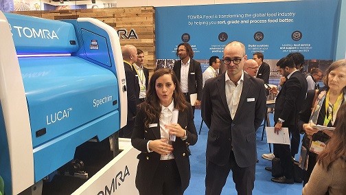 TOMRA FOOD PRESENTA SU NUEVA ORGANIZACIÓN Y SUS NUEVAS SOLUCIONES BASADAS EN IA