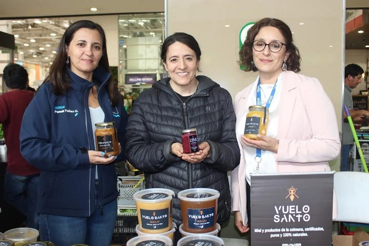 Destacan mieles de apicultora de Yumbel en Festival Ñam de Santiago