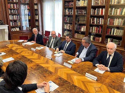 Los modelos de gestión hídrica de España y Chile, ejemplos de consenso en un contexto mundial de escasez de agua