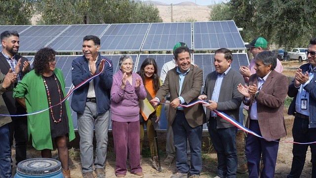 Comisión Nacional de Riego y Gobierno Regional de Atacama inauguran moderno sistema de riego tecnificado que beneficia a pequeña agricultora de Freirina
