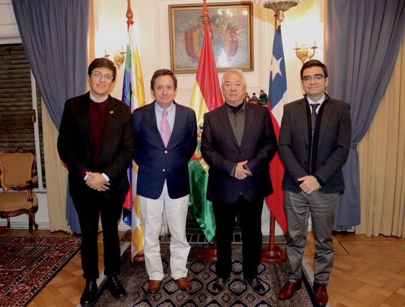 Frutas de Chile y Cónsul General de Bolivia en Chile buscan coordinar acciones para promover la Visa Mercosur