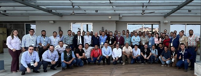 Viaje Aviagen Conocimiento sin Fronteras se extiende hasta Honduras y Costa Rica