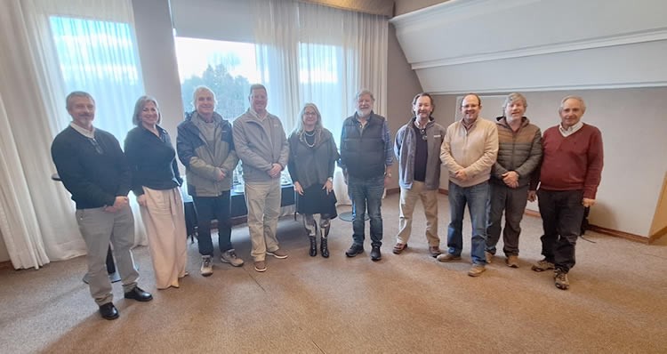 Directorio de Fedeleche se reúne en Valdivia para avanzar en los desafíos del sector