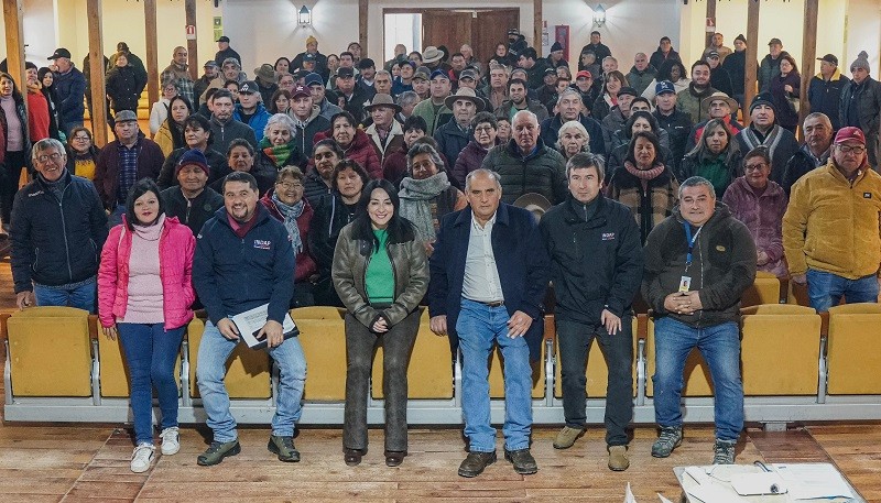Productores de berries de Yerbas Buenas y Colbún recibieron incentivos del convenio INDAP-GORE