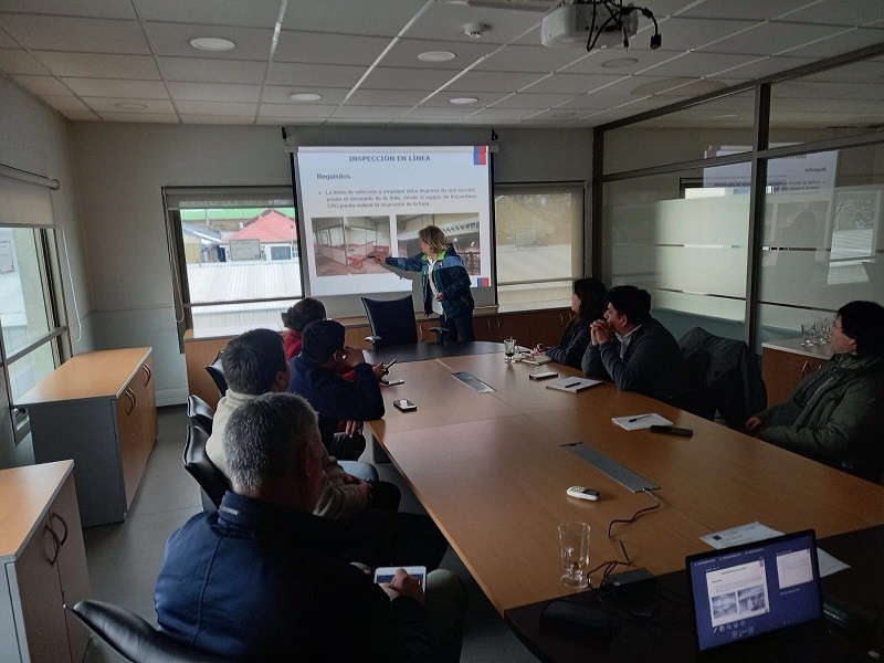 SAG Biobío se reunió con representantes de plantas exportadoras de arándanos