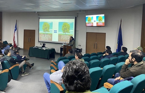 Exitoso curso sobre Agricultura del Futuro impulsa la adopción del riego inteligente y la productividad sostenible