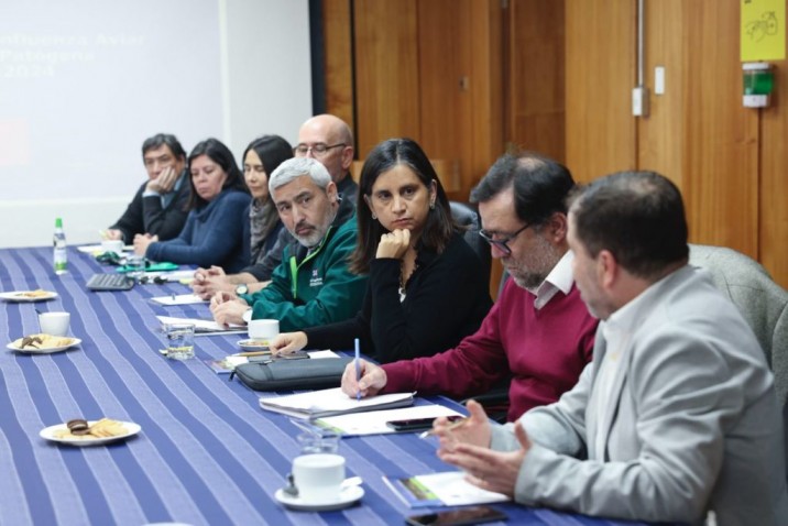 Comité del Ministerio de Agricultura y gremios se reúnen para prevenir nuevos casos de Influenza Aviar en el país
