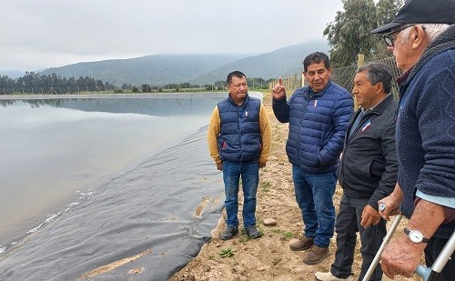 Agricultores de la comuna de Nogales aseguran el riego con la ampliación del tranque Los Caleos