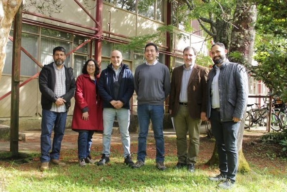 Universidad Austral de Chile organiza primera sesión de Mesa Frutícola 2024