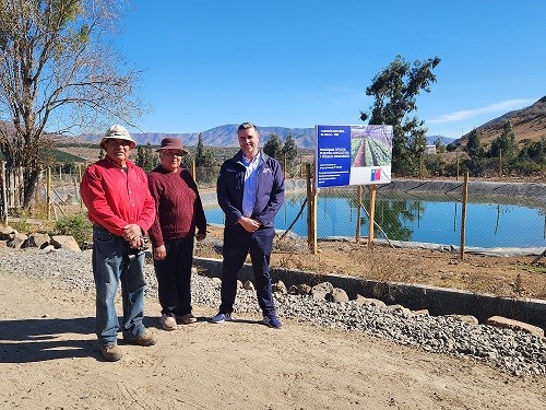 Pequeña agricultora de Illapel implementa obra de acumulación bonificada por la Ley de Riego para enfrentar la crisis hídrica